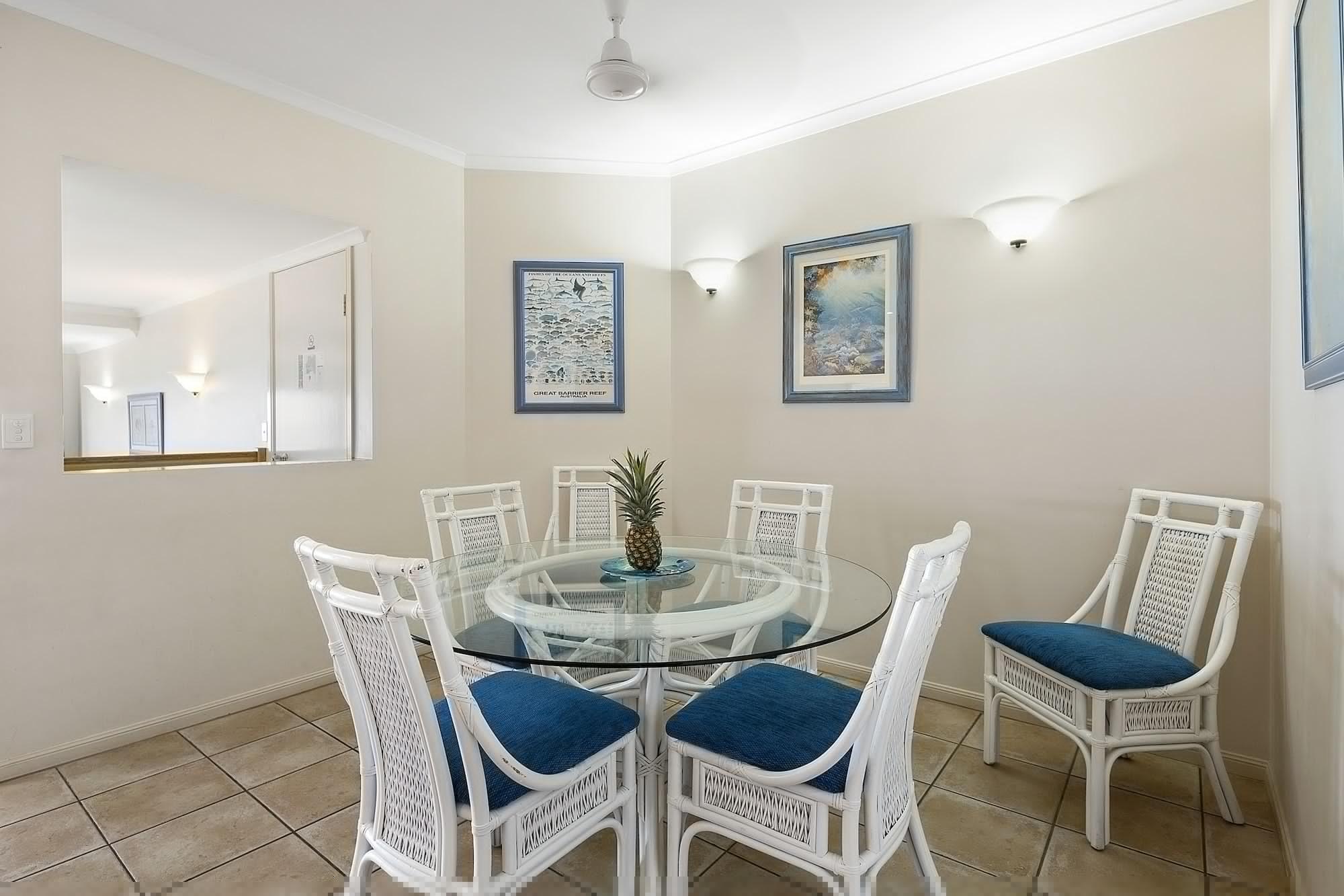 Sea Star Apartments Еърли Бийч Екстериор снимка