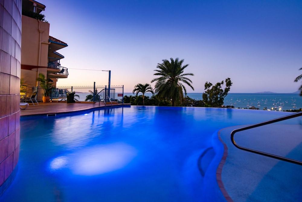 Sea Star Apartments Еърли Бийч Екстериор снимка