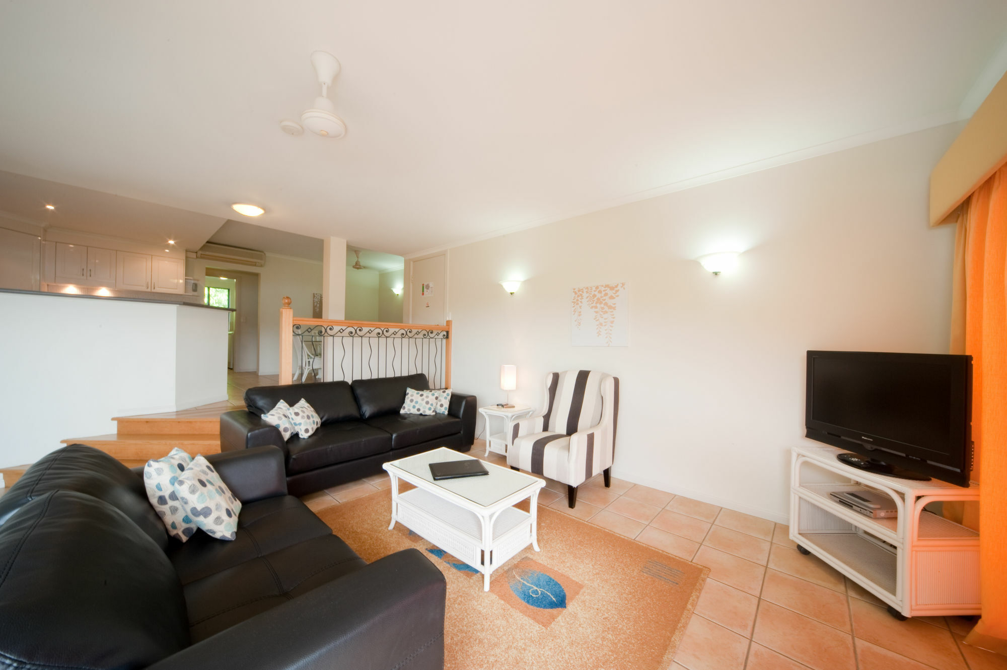 Sea Star Apartments Еърли Бийч Екстериор снимка